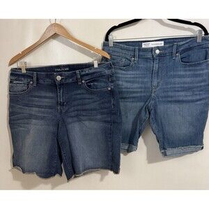 Size 14 Lot Of 2 Women’s Jean Shorts Levi’s Maurice Stretch Comfort Mid Bermuda